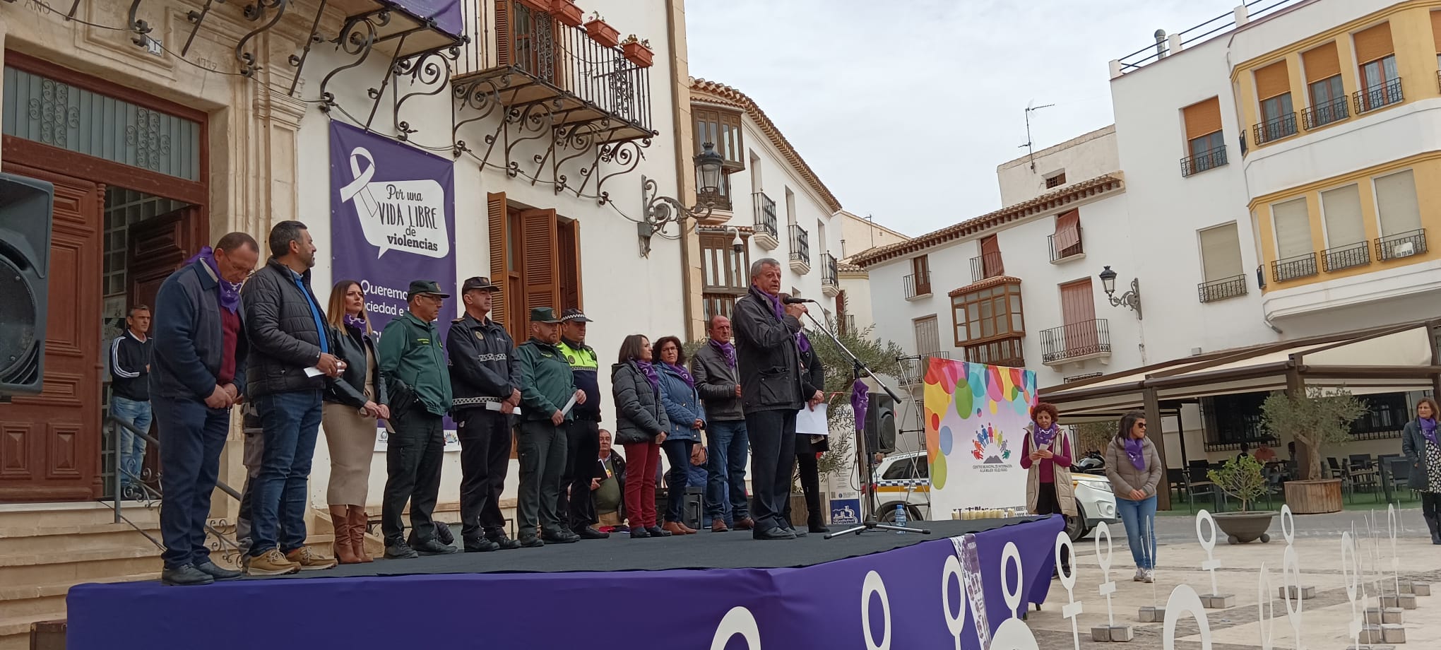 Concentración y Lectura de Manifiesto con motivo del 25 de noviembre Día Internacional contra la Violencia de Género